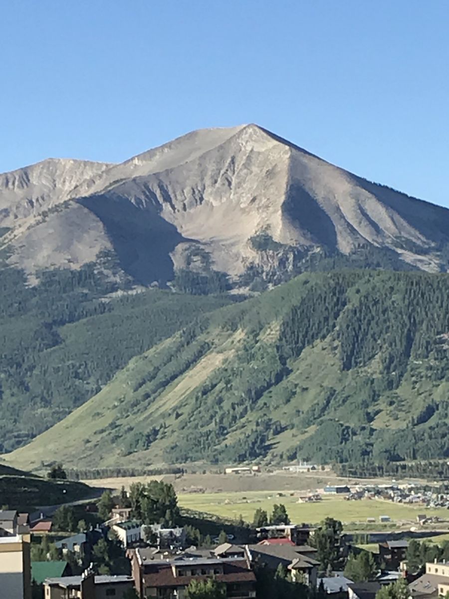 Crested Butte photo by Gary Stoller 